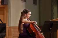 Emma Hoeft on cello